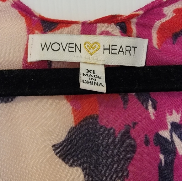 Long Flowy Woven Heart Cardigan - Picture 3 of 3